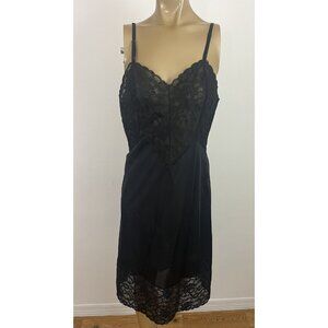 Vintage Vanity Fair Women's 36 L Black Full Slip Dress Lace Trim Nylon